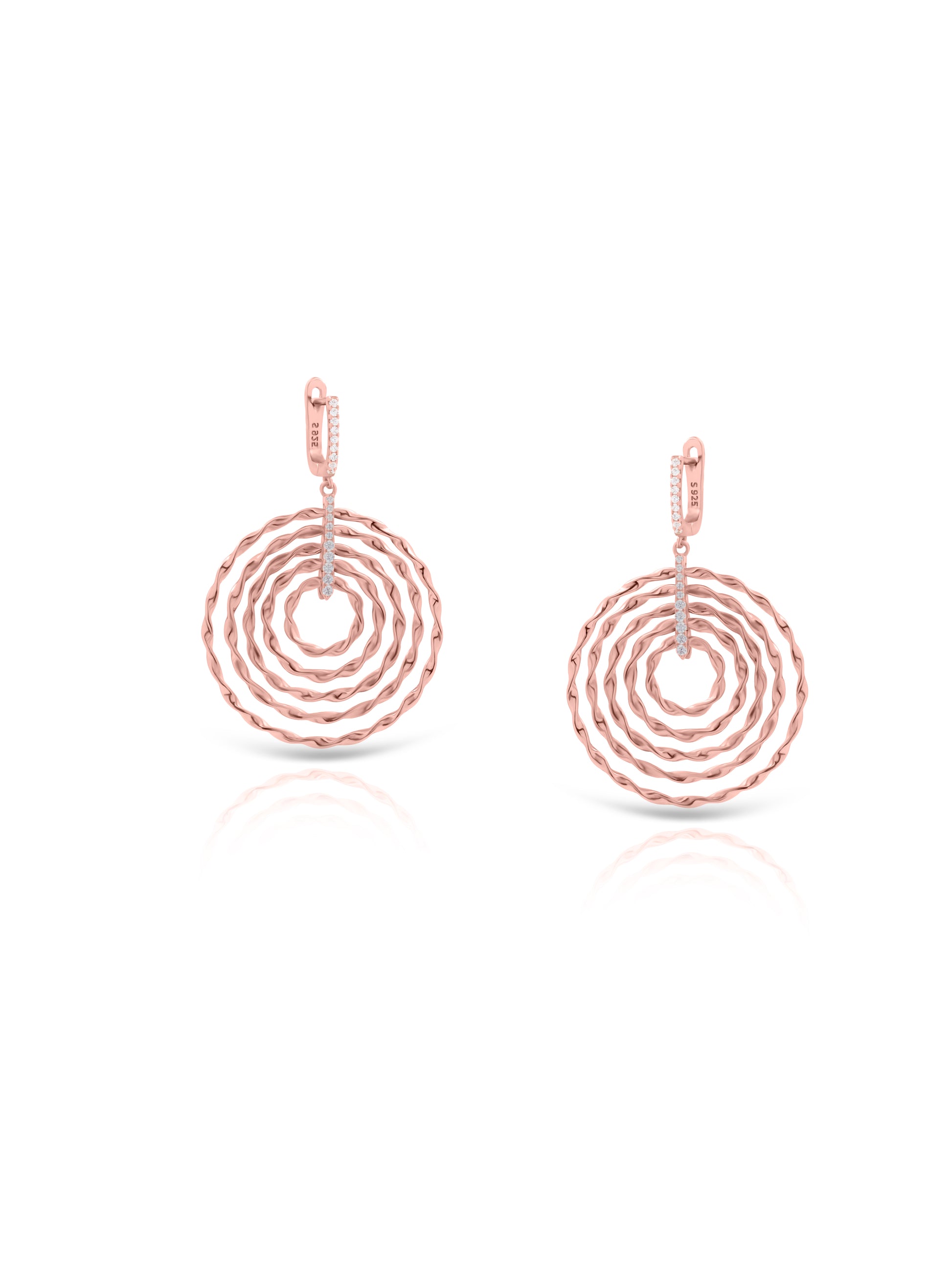 Sophisticated sterling silver earrings with rose gold finish and Swarovski zircon.