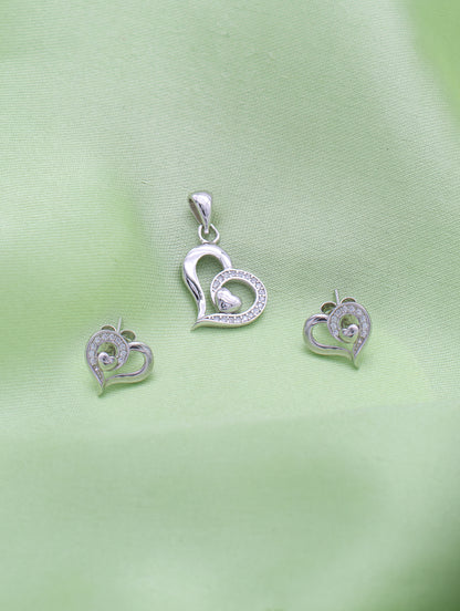 “Elegant silver heart necklace and earring jewelry set”