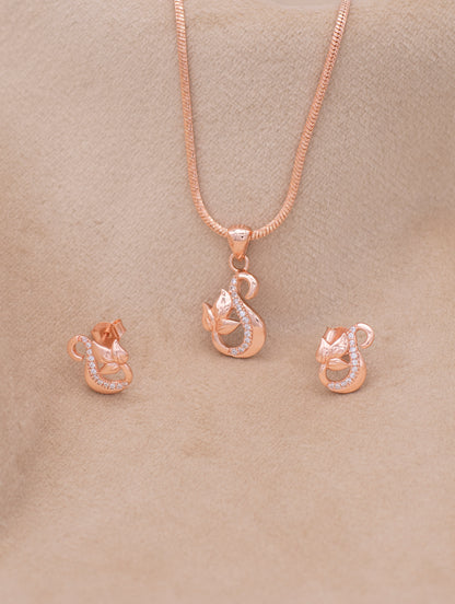 Graceful swan pendant set adorned with shimmering zircons”