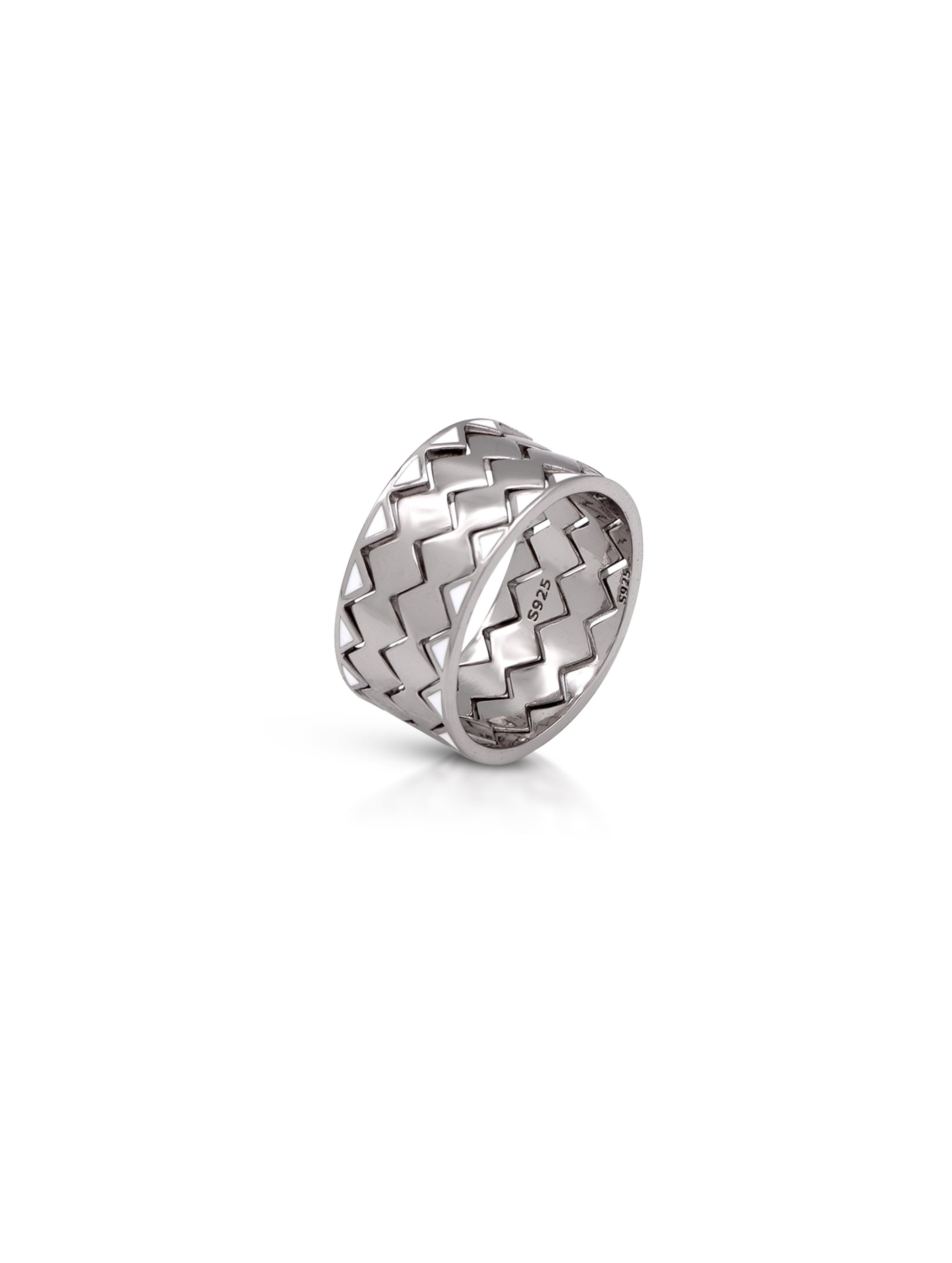 Close-up of sterling silver 4-in-1 ring — timeless and sophisticated.
