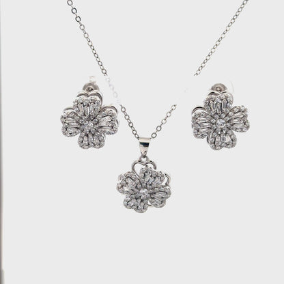Silver Flower Pendant Set with Zircons – Elegant & Meaningful Jewelry for Women